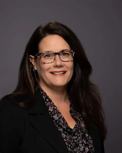 Linda Cook